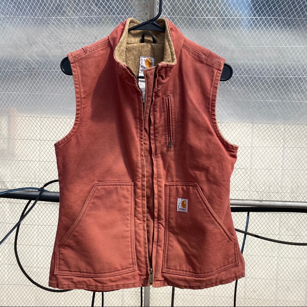 womens carhartt vest